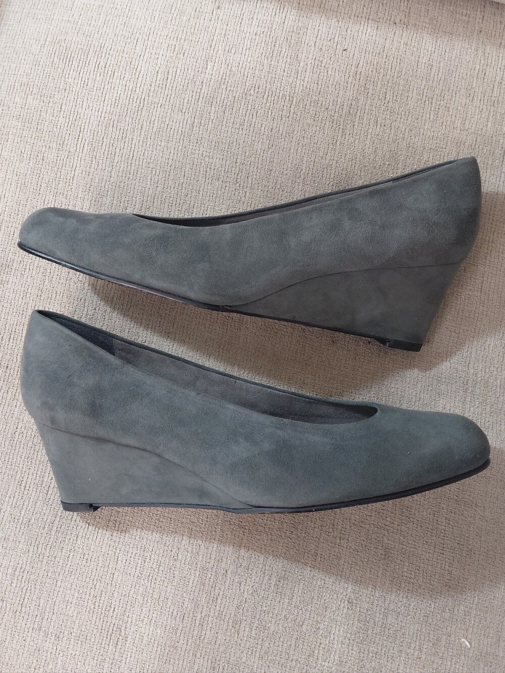 Stuart Weitzman Gray Suede Wedges Women's Size 11 - Picture 13 of 13